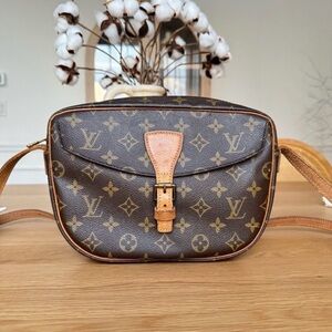 ✅AUTHENTIC✅LOUIS VUITTON JEUNEFILLE MM CROSSBODY BAG